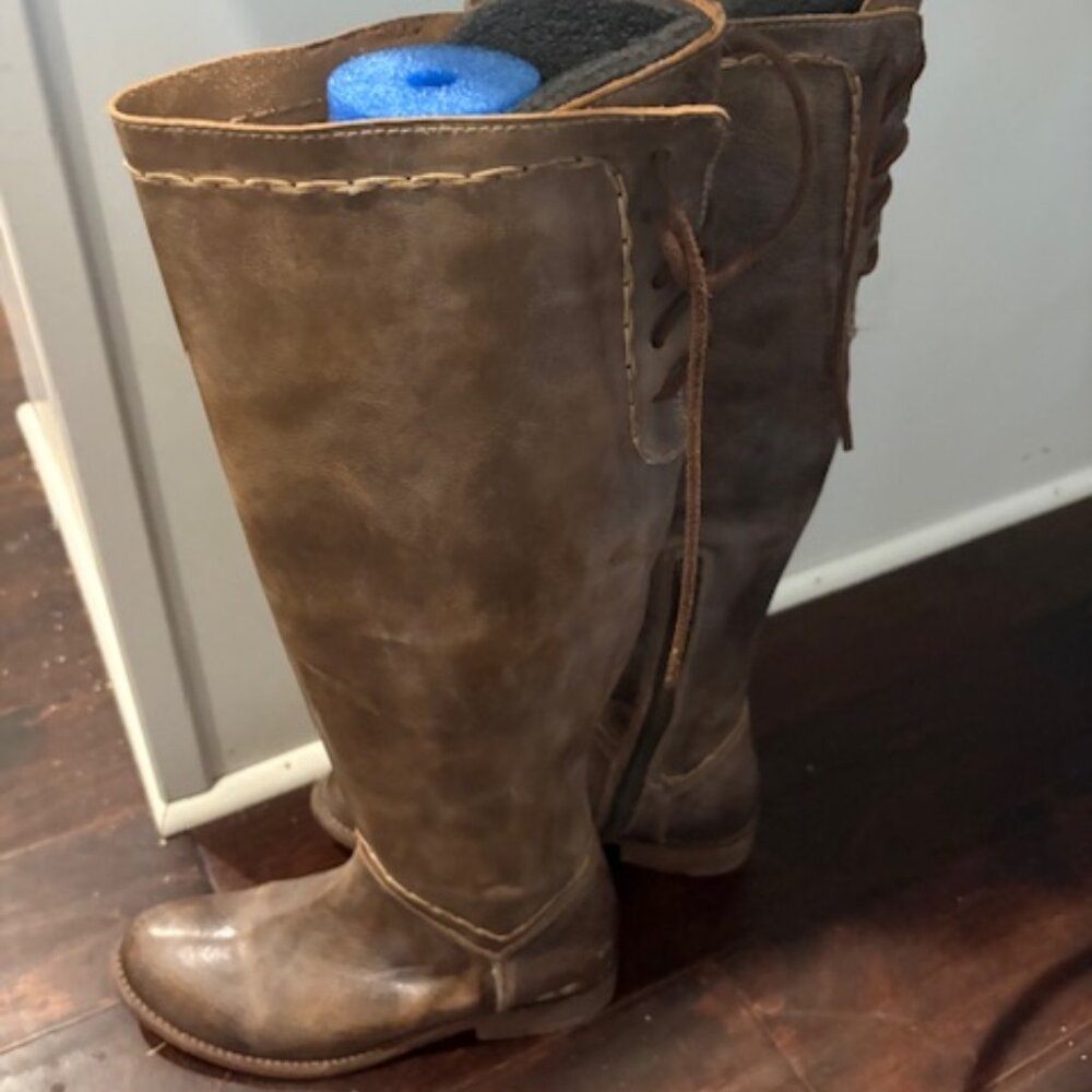 Bud Stu Lace Up Boots with a zipper. Manchester Tall, Size 8